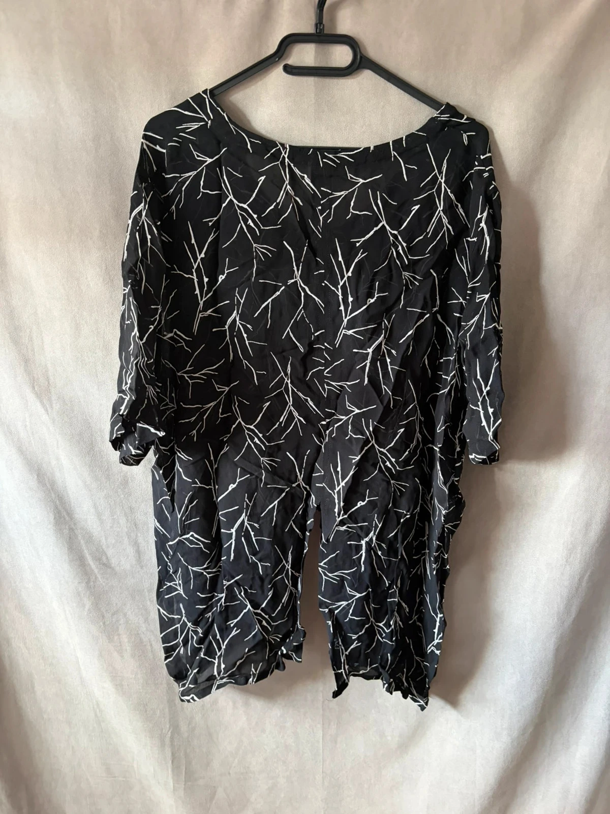 Blusa negra y blanca talla 52/54 – photo 3